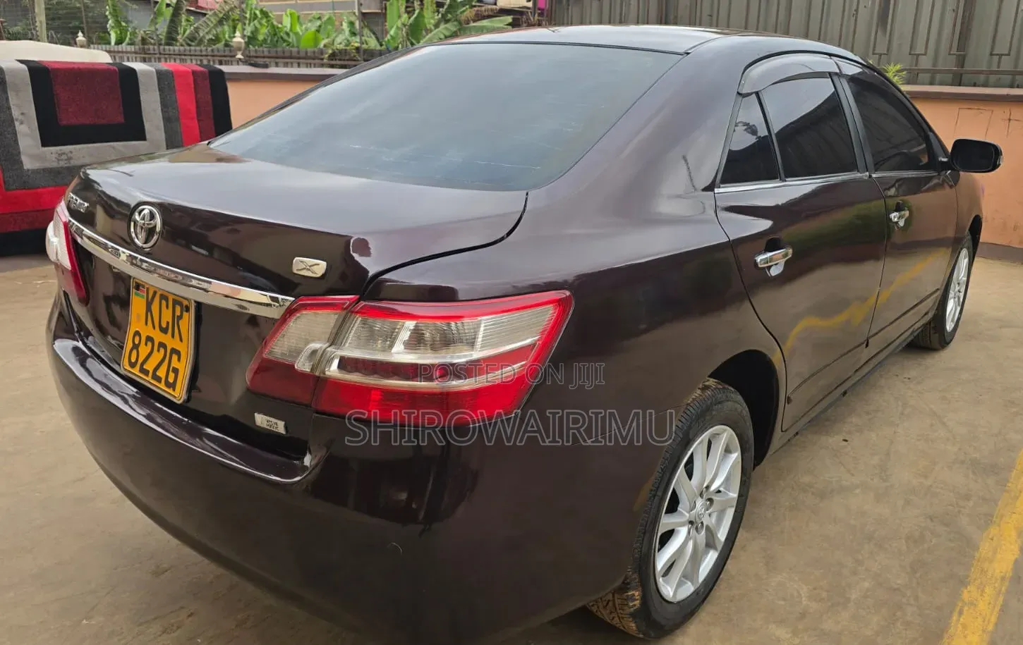 Toyota Premio 2011 Maroon