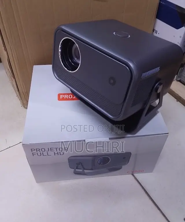 Cy900 Projector Bluetooth With Conectivity for Speakers and Headphones