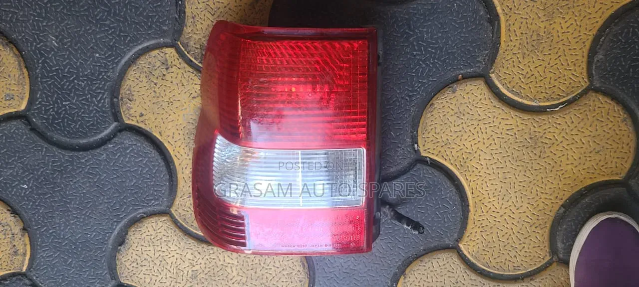 Mitsubishi Pajero Io Taillight