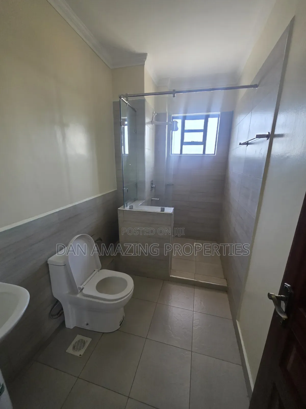 4bdrm Maisonette in Kimuka, Kibiku for sale