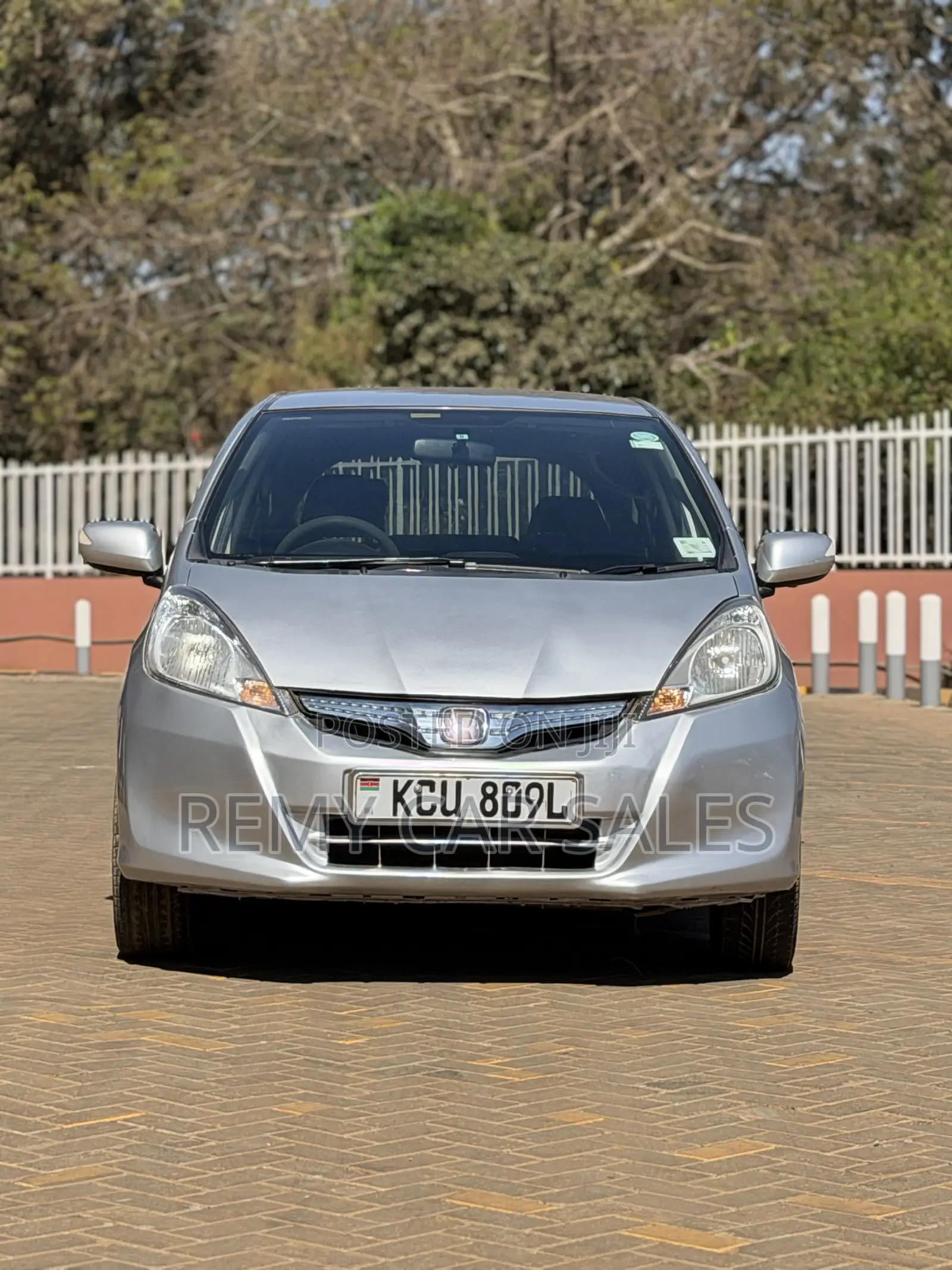 Honda Fit 2012 Silver
