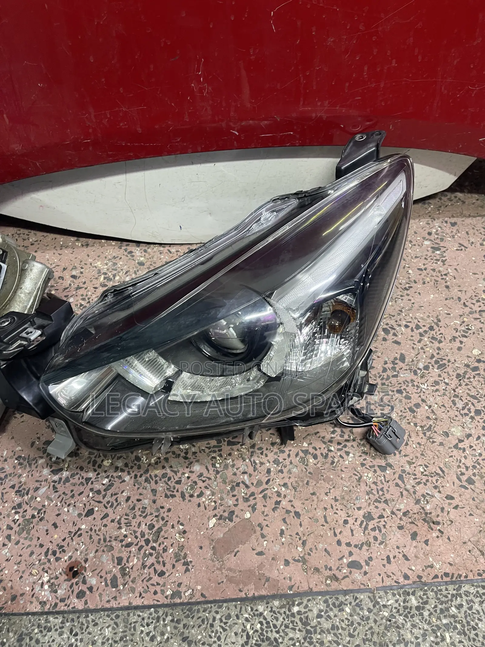Mazda Demio Headlamp(2015/2018)