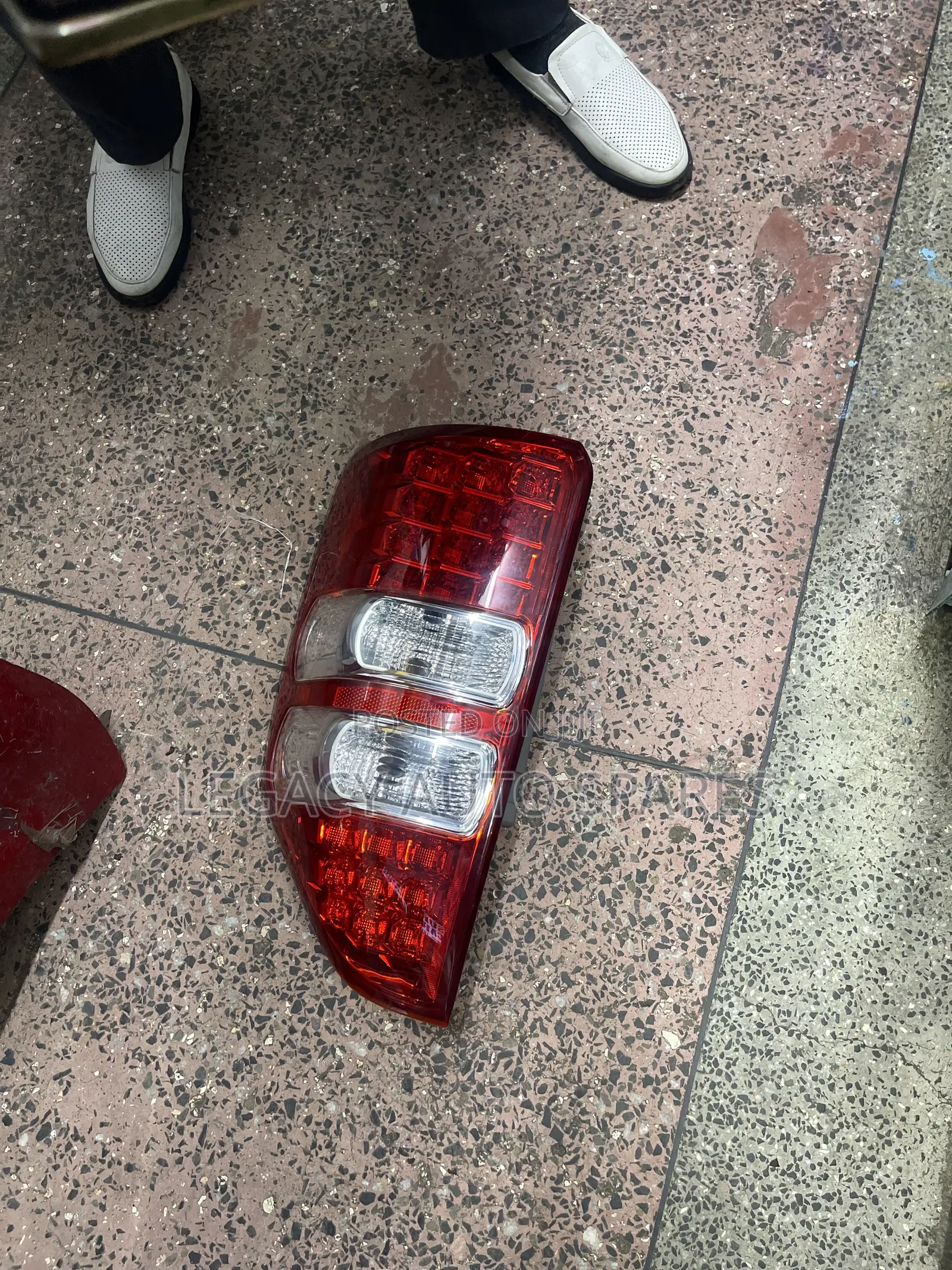Toyota Noah 2012 Taillamp