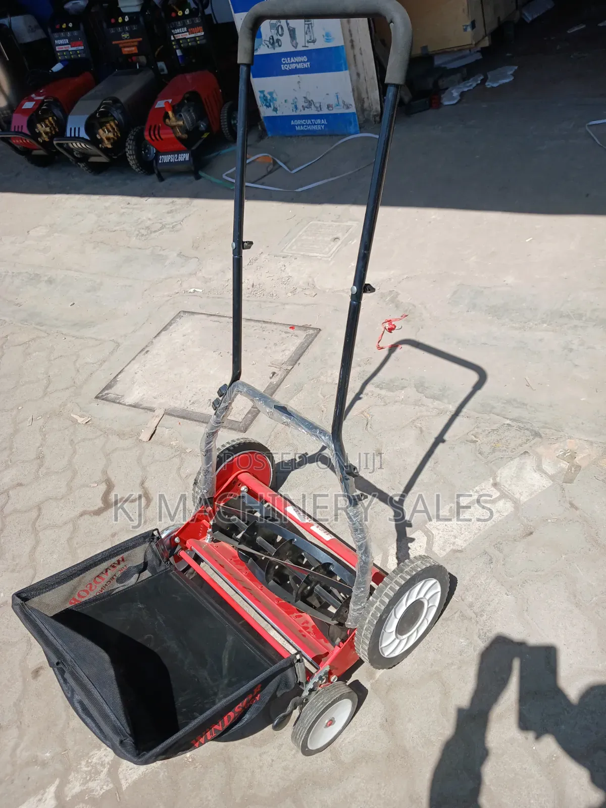 Manual Lawn Mower