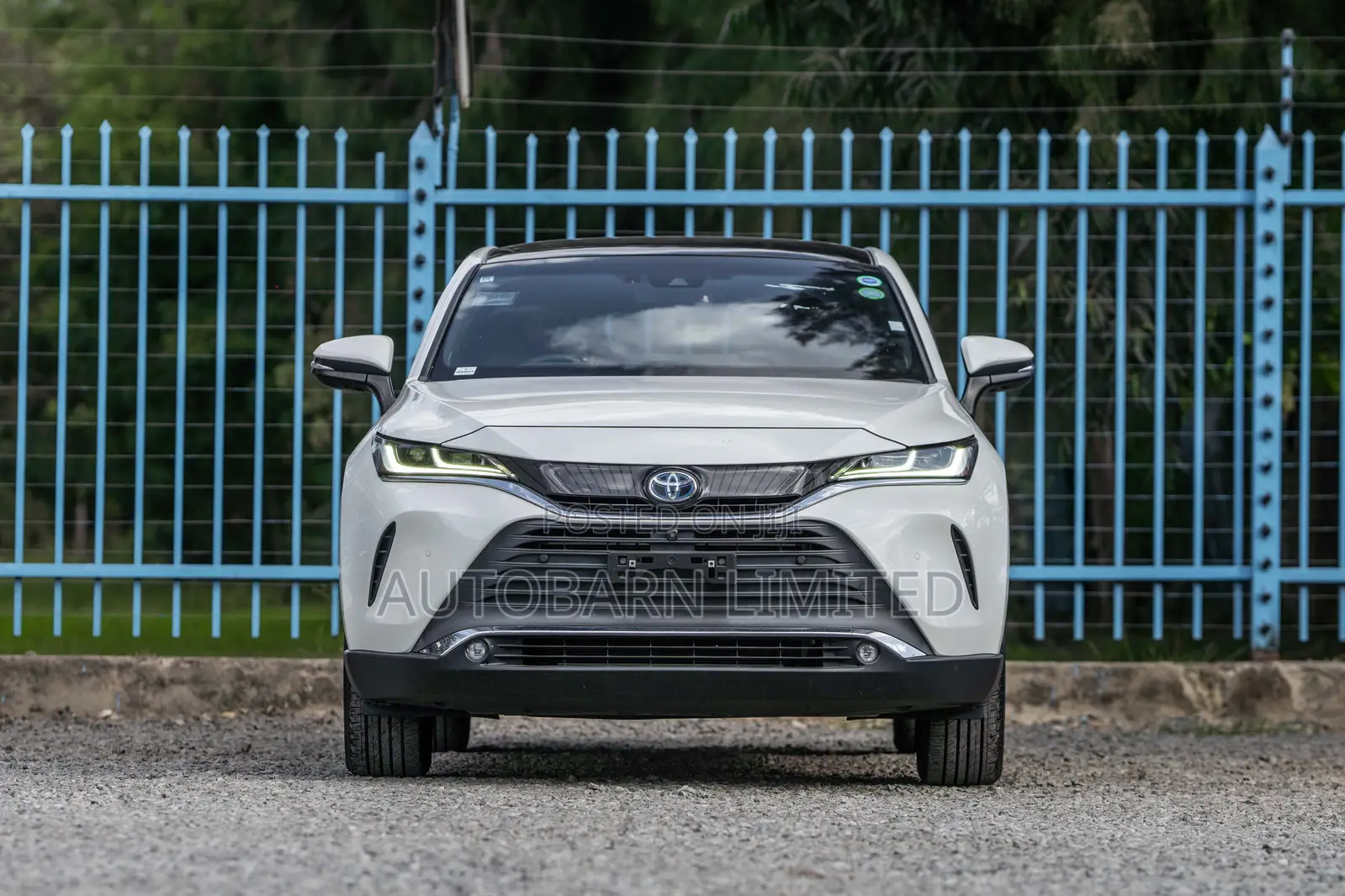 Toyota Harrier 2.5 Hybrid 4WD 2020 White