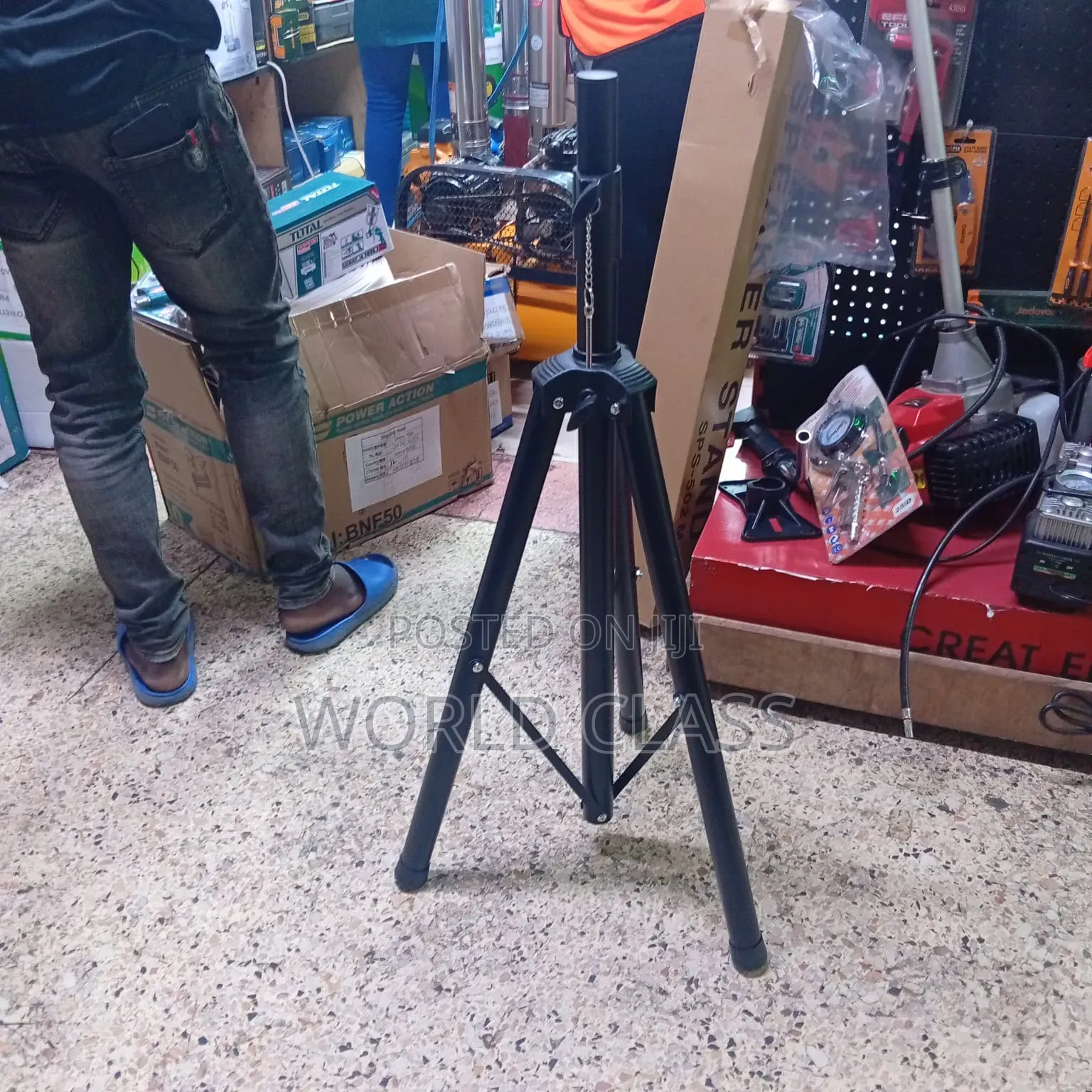 Heavy-Duty Adjustable Speaker Stand (SPS-502M) — Black
