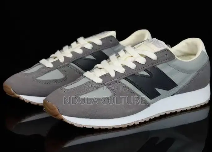 New Balance 471 Sneakers