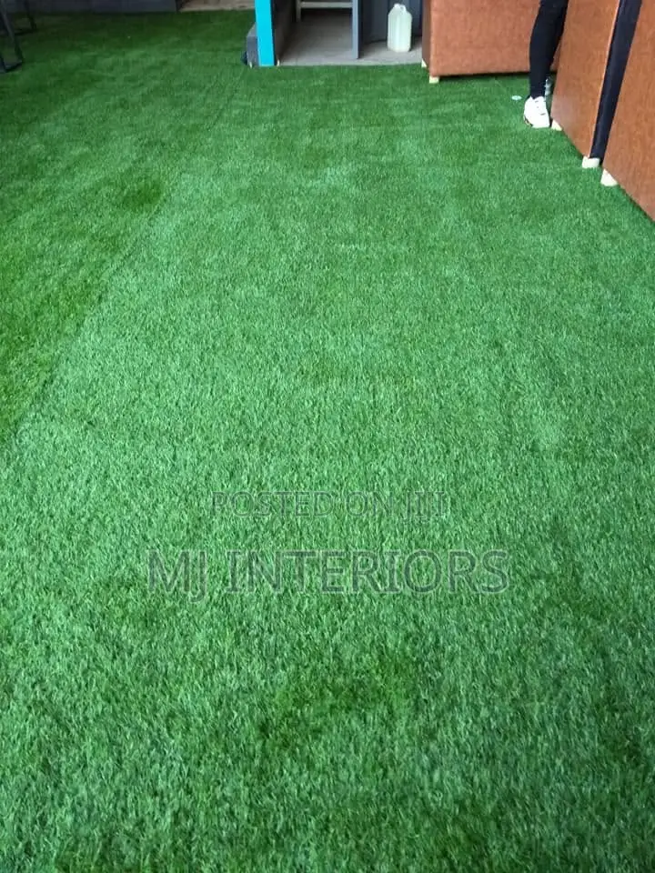 Artificial Grass Carpet for Commercial Residential Spaces