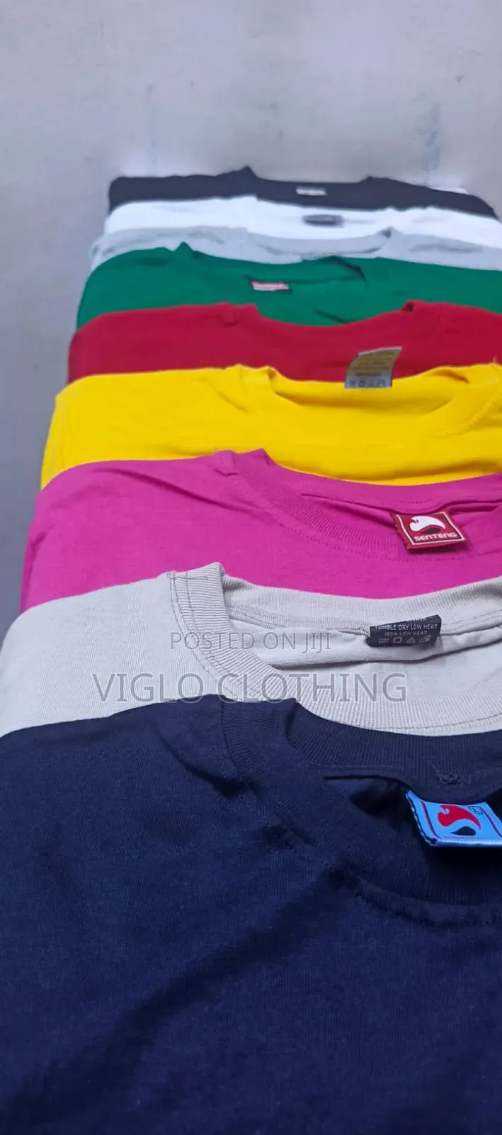 Wholesale Adults Round Necks