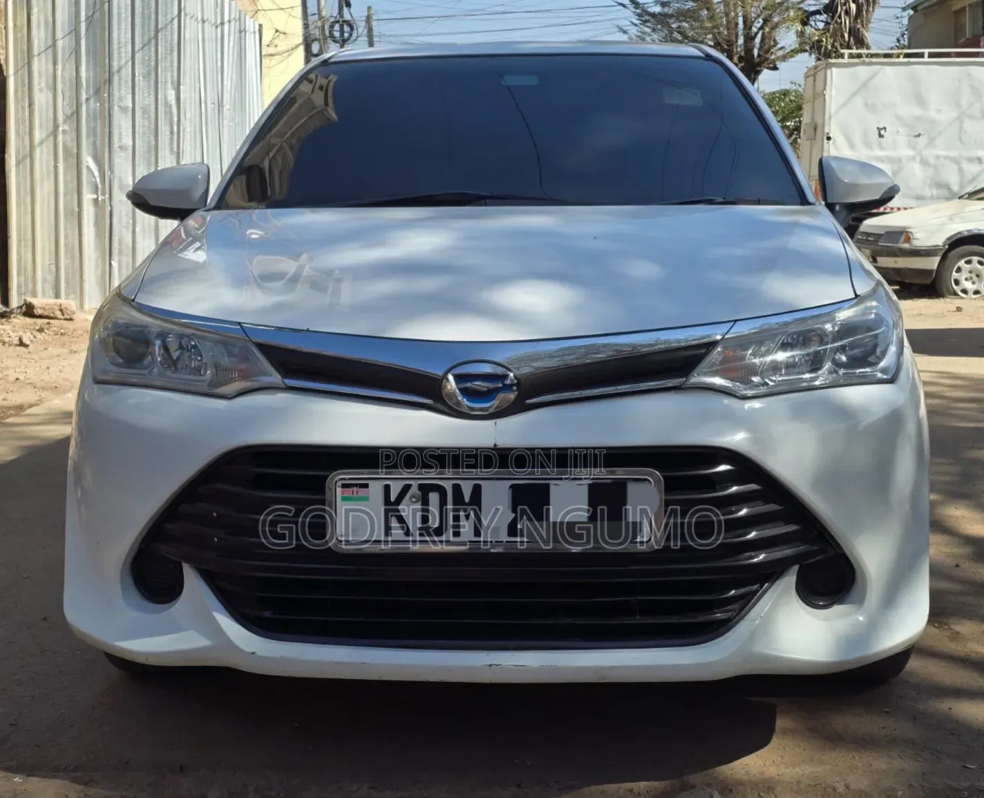 Toyota Corolla Fielder 2016 White