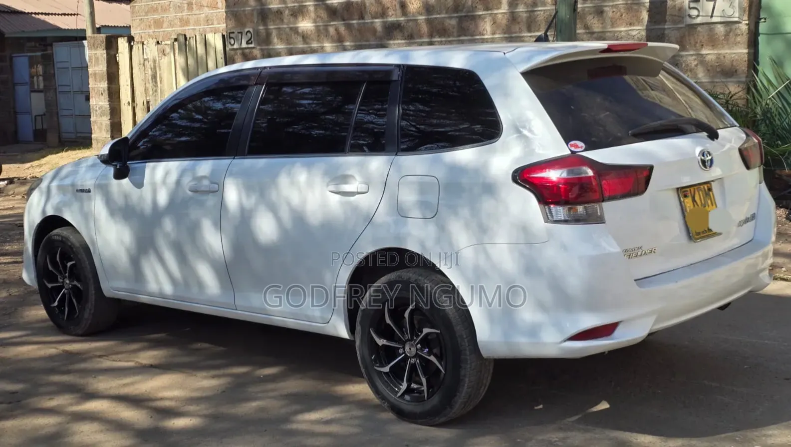 Toyota Corolla Fielder 2016 White