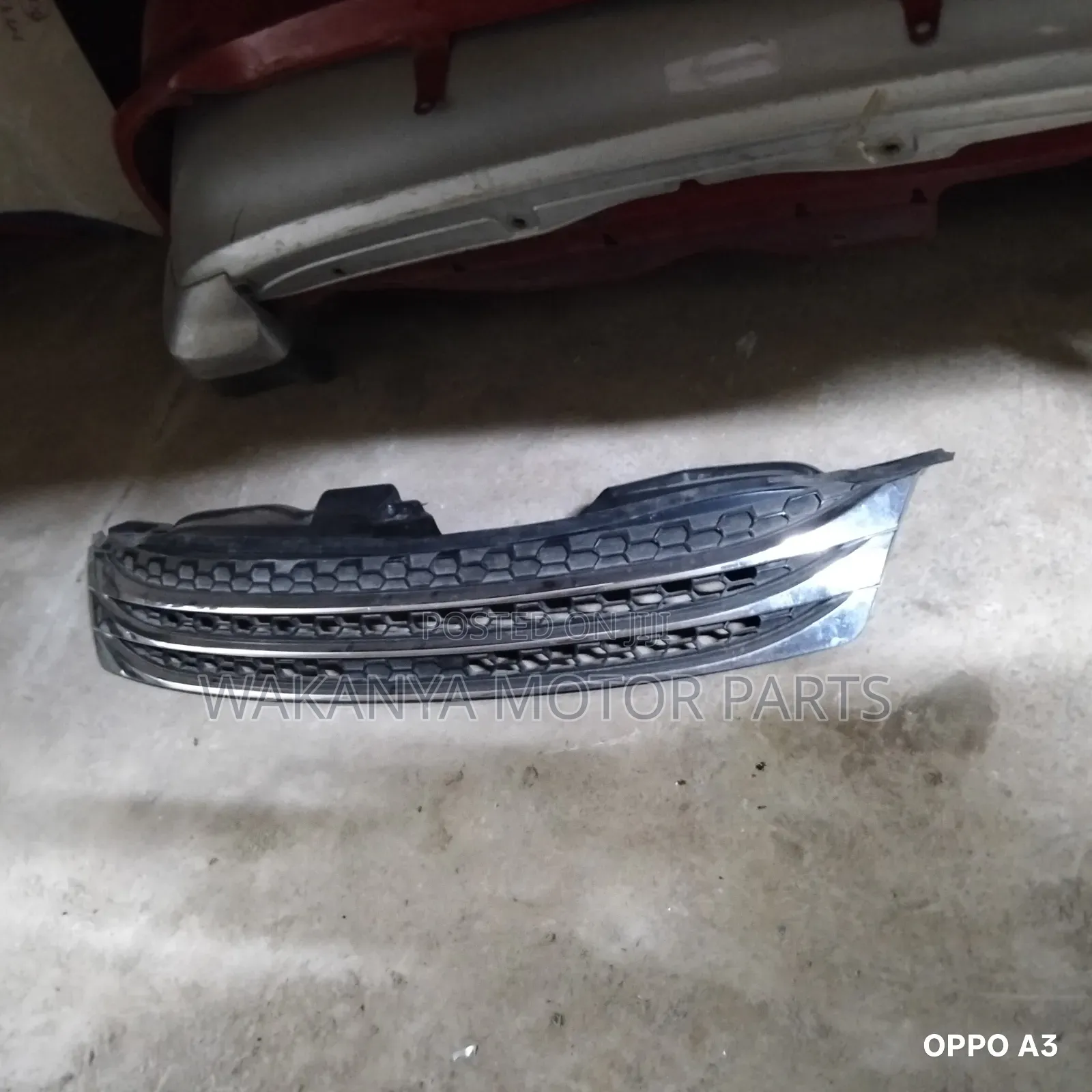 Toyota Mark X Zio Grille, Model 2010. Clean Ex Japan Motor Parts