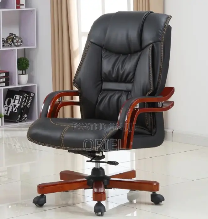 Office Chair : Director’s Executive Leather Seat