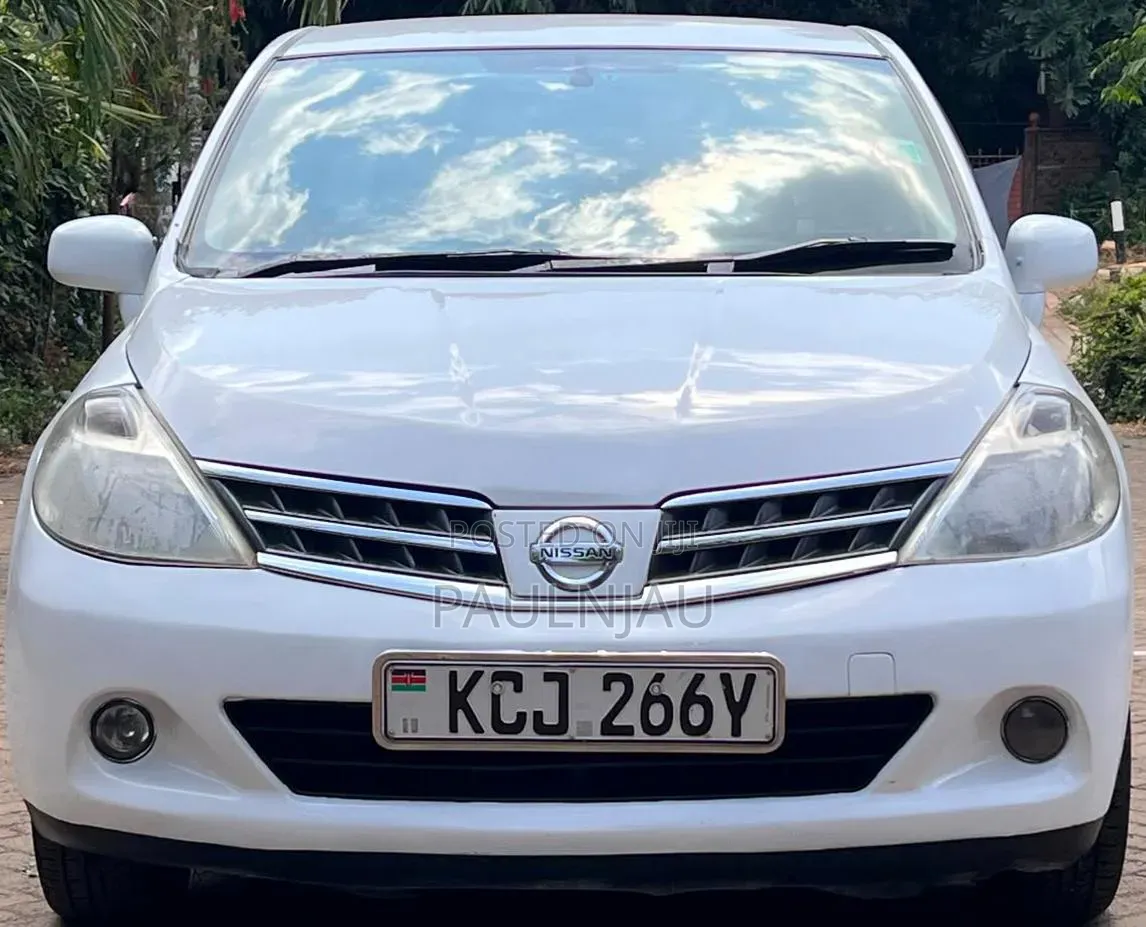 Nissan Tiida 2009 White