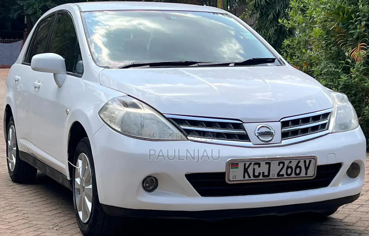 Nissan Tiida 2009 White