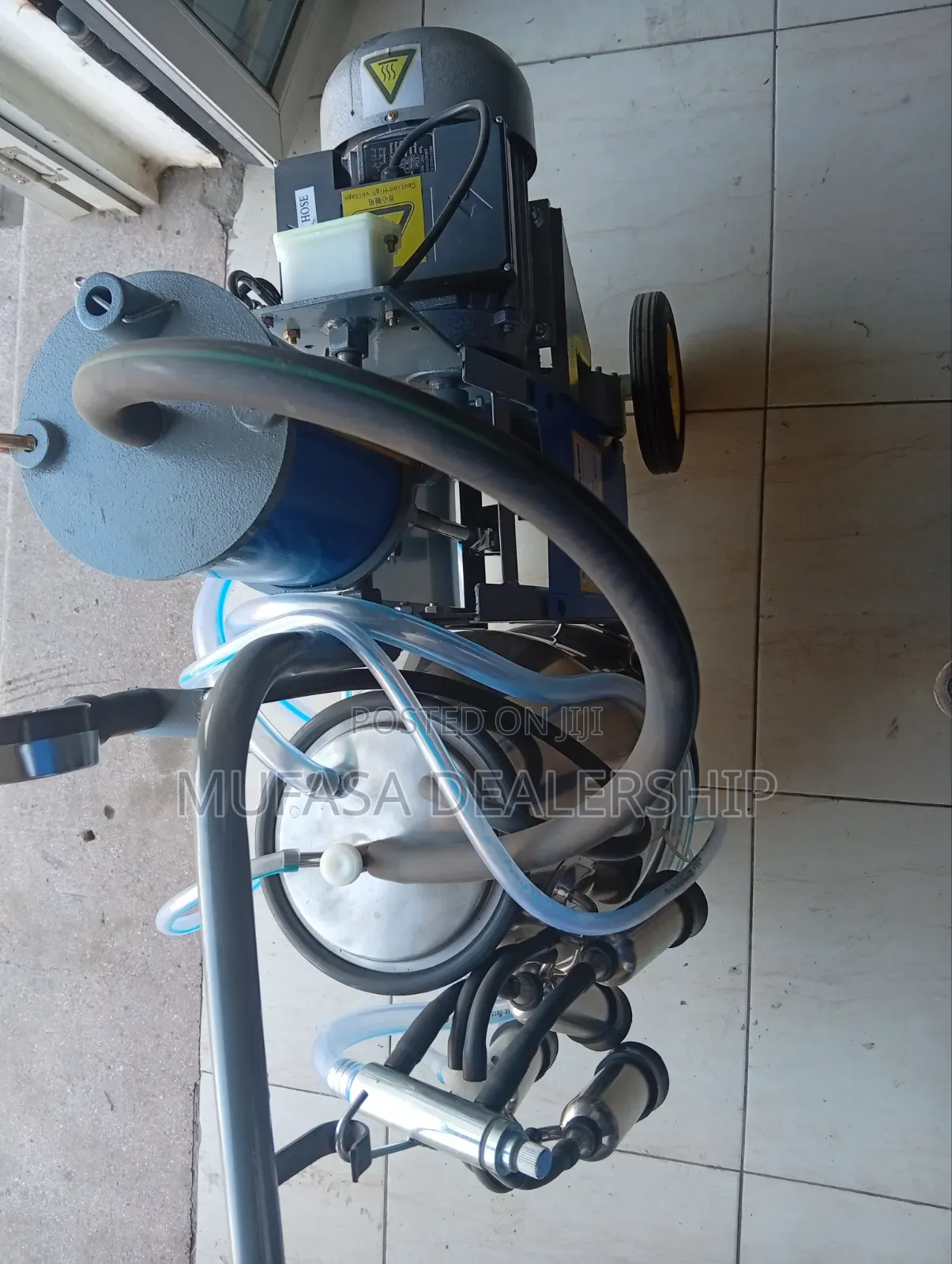 Farm Milking Machine