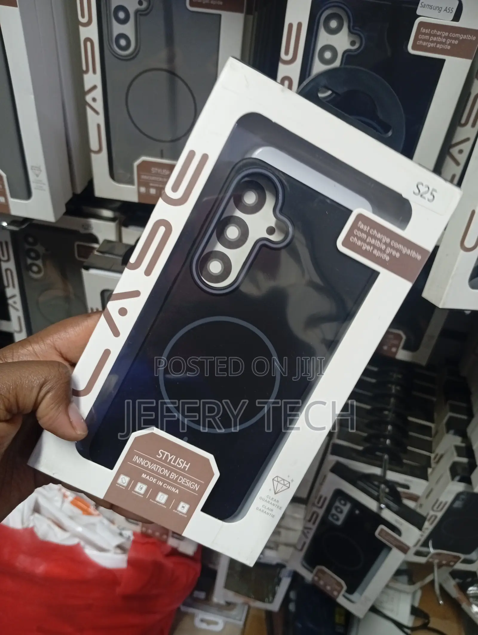 Black Magnetic Phone Case Packaged for the Samsung Galaxy S25