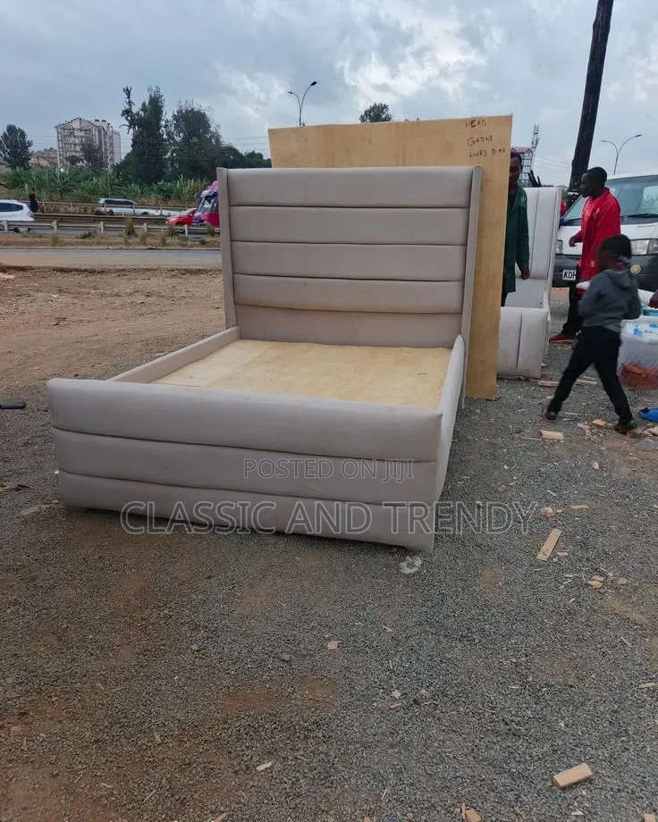 4x6 Beige Bed