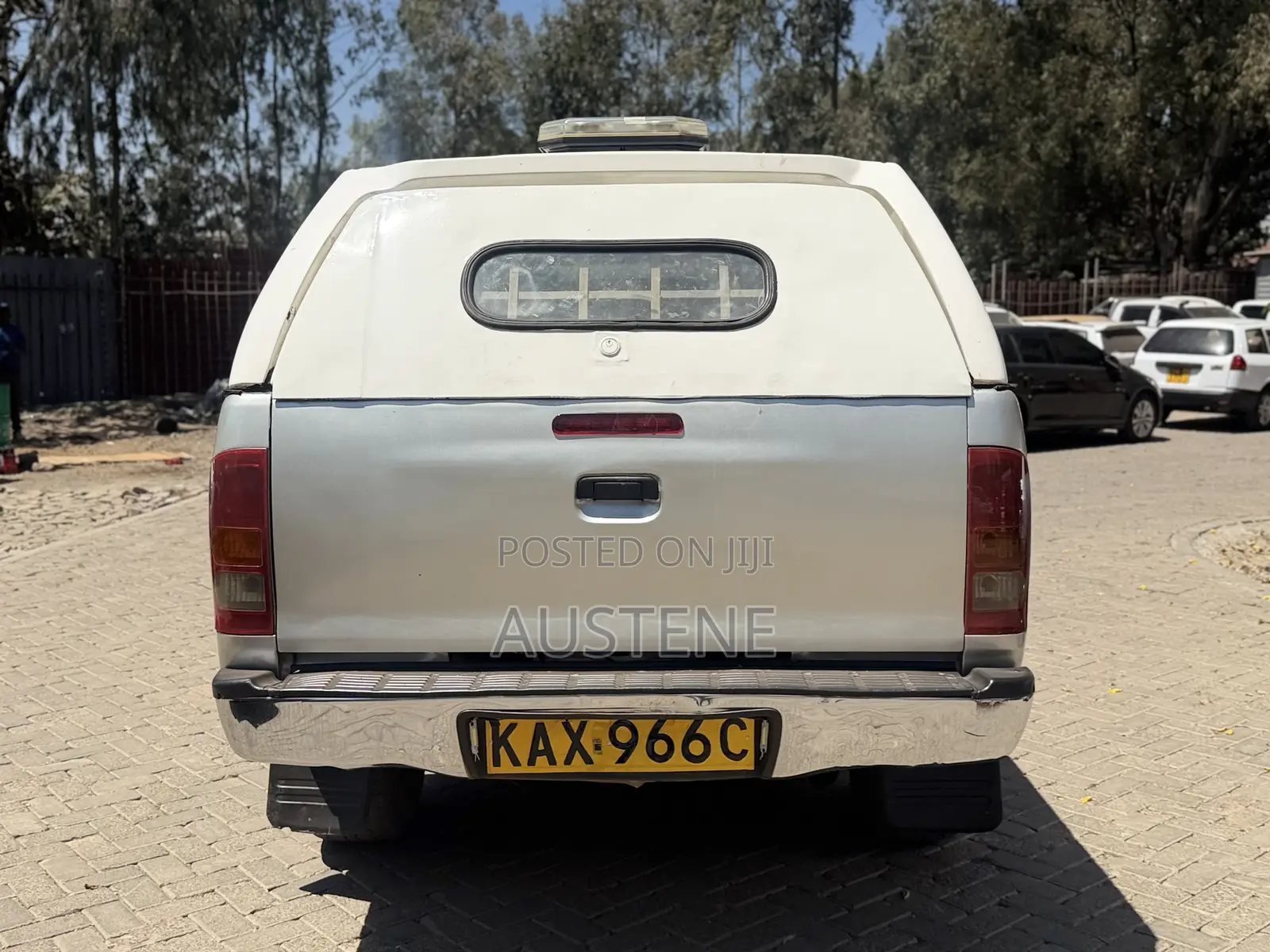 Toyota Hilux 2006 Silver