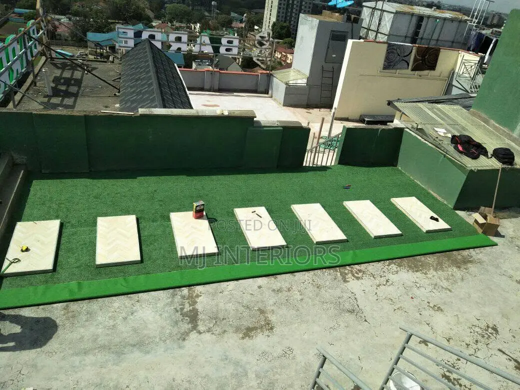 Artificial Turf Matting for Gardens, Playgrounds and Leisure Areas