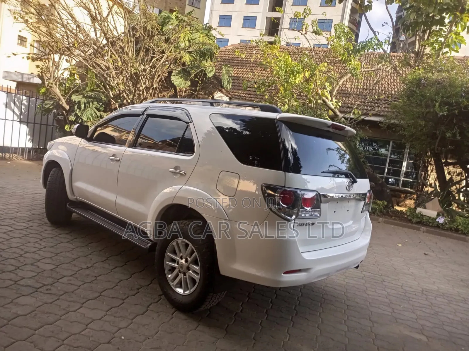 Toyota Fortuner 2015 White