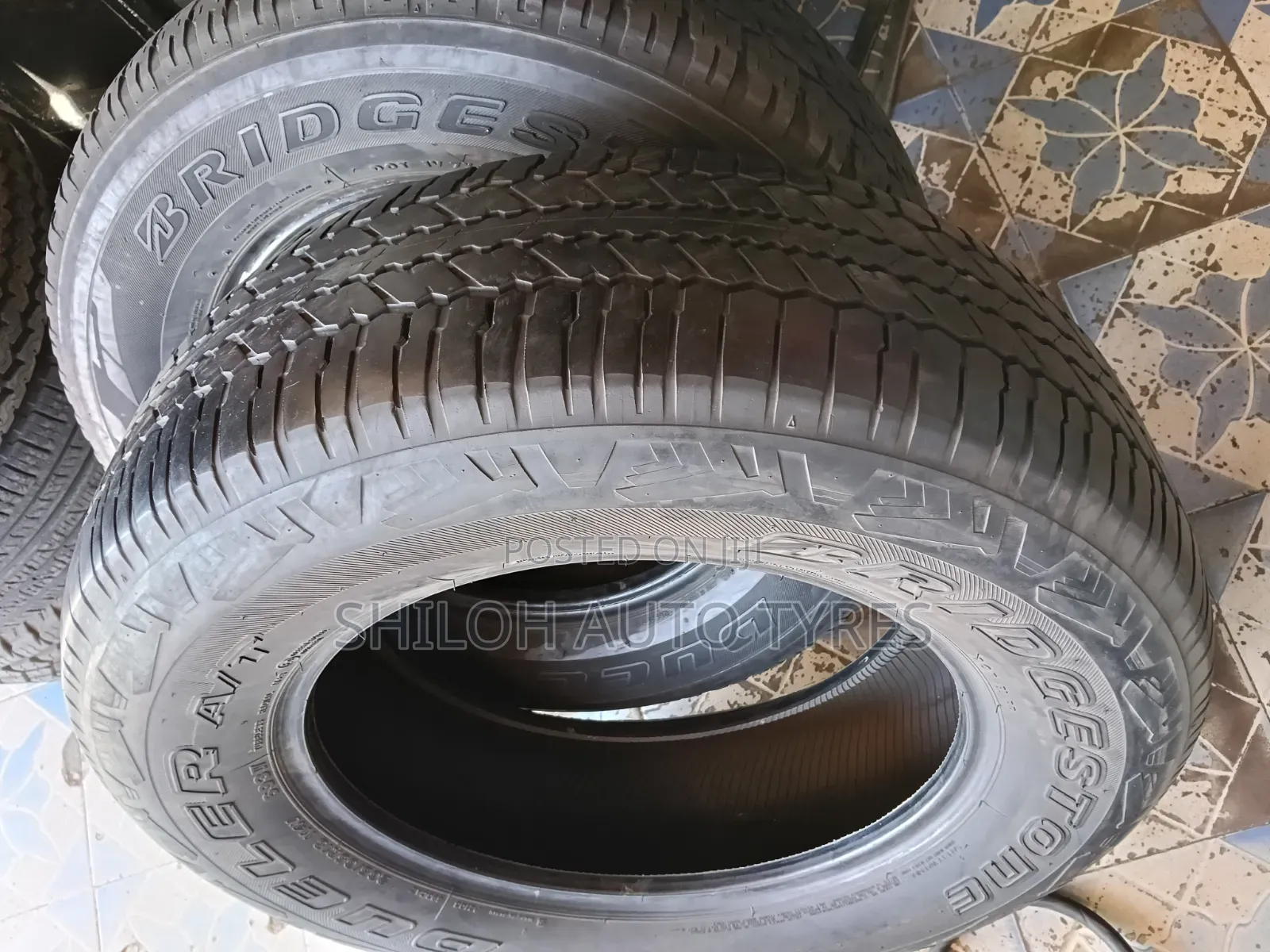 Bridgestone 265/65r18