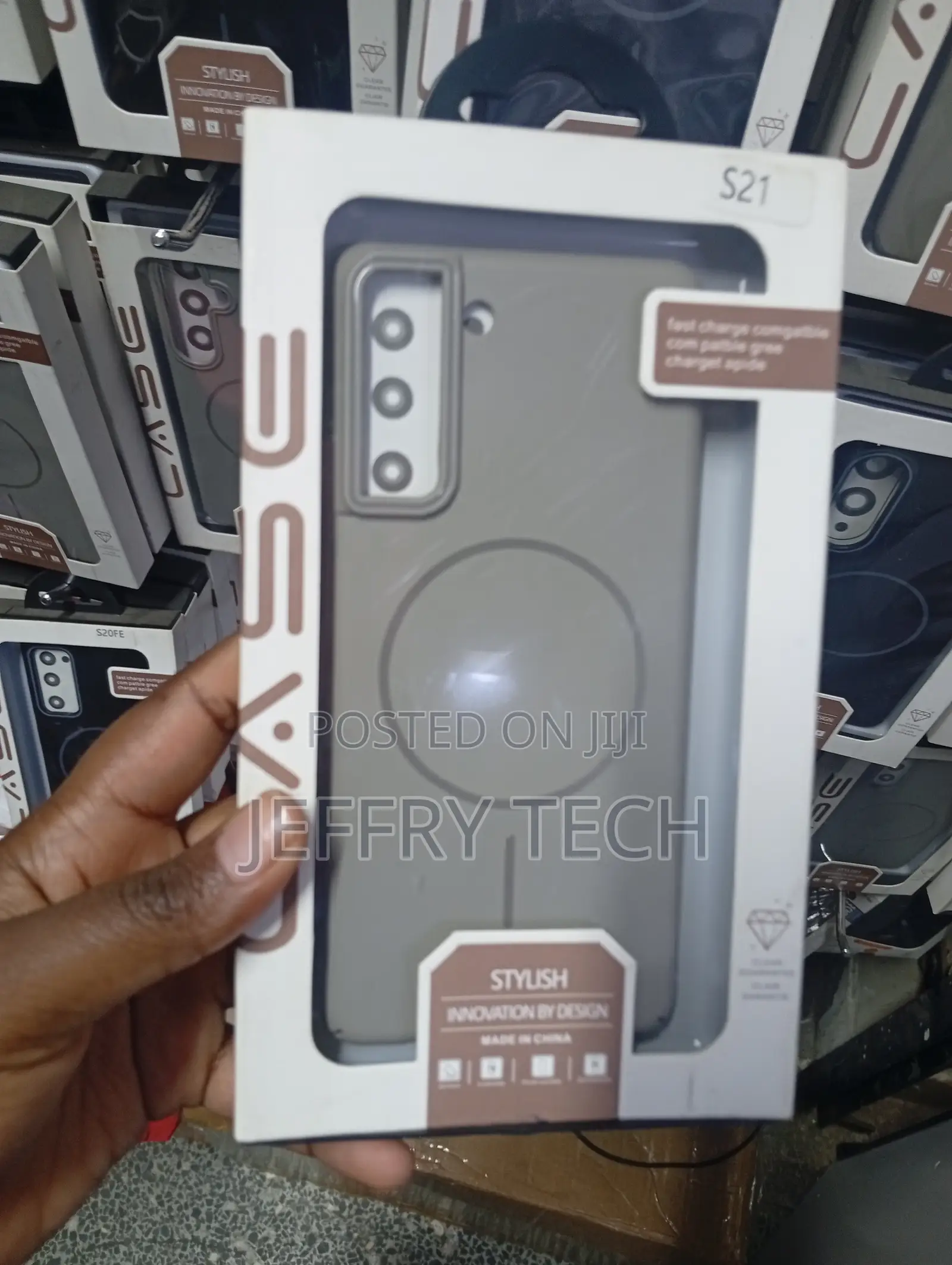 Gray Matte MagSafe Hard PC Phone Case for the Samsung Galaxy S21