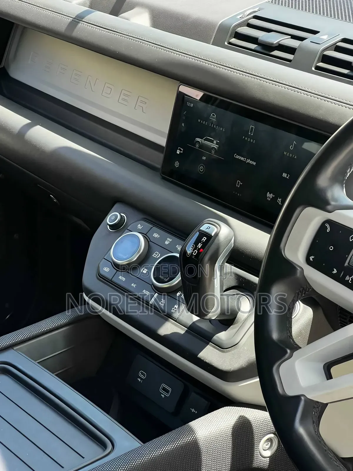 Land Rover Defender 2020 Matt Black