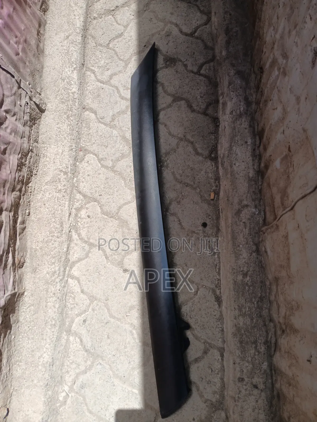 Windscreen Moulding Toyota Sienta 2016