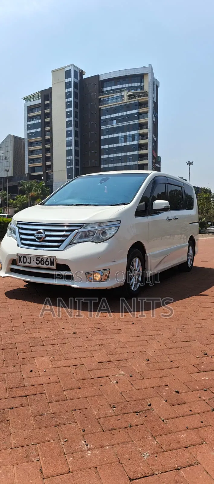 Nissan Serena 2016 White