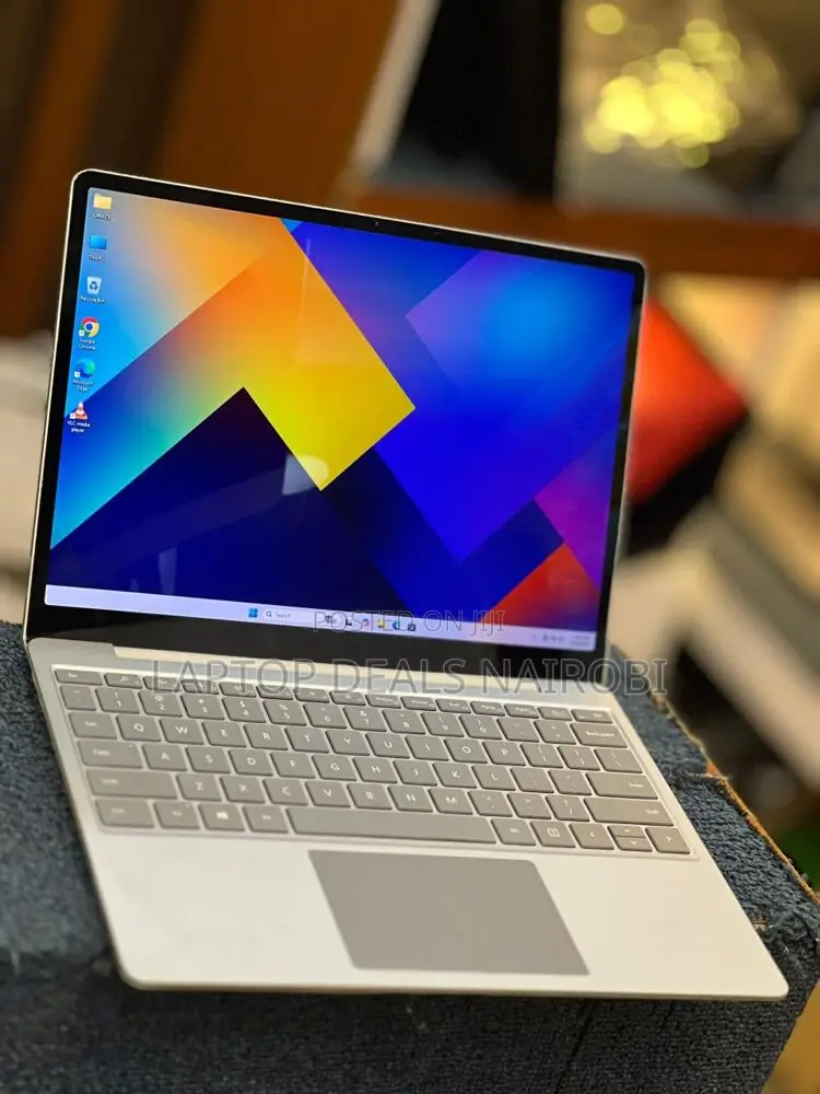 Laptop Microsoft Surface Go 8GB Intel Core i5 SSD 256GB