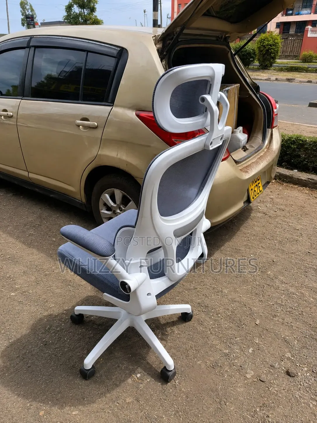 Office Chair; Modern Elgonomic Office Chair