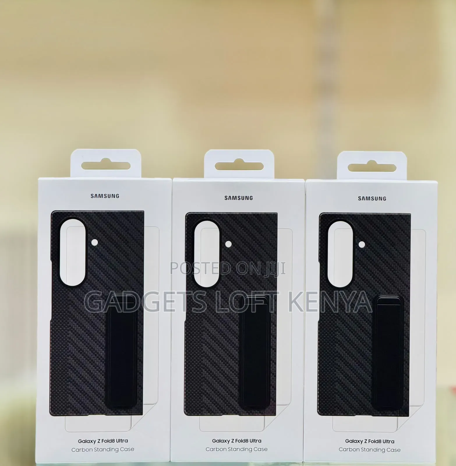 Samsung Galaxy Z Fold 8 Ultra Carbon Standing Case