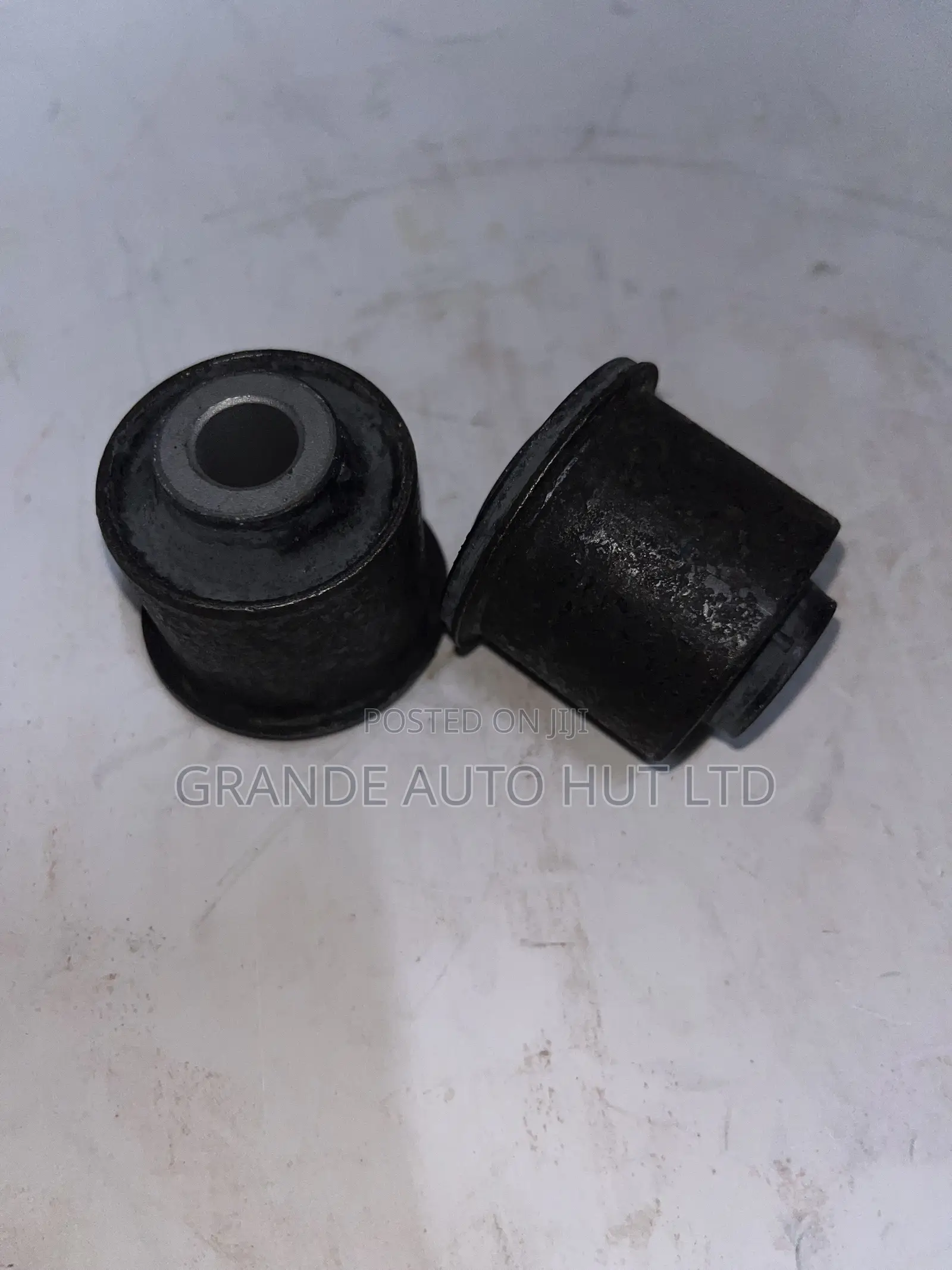 Upper Arm Bush Rear Hyundai Santafe 2010
