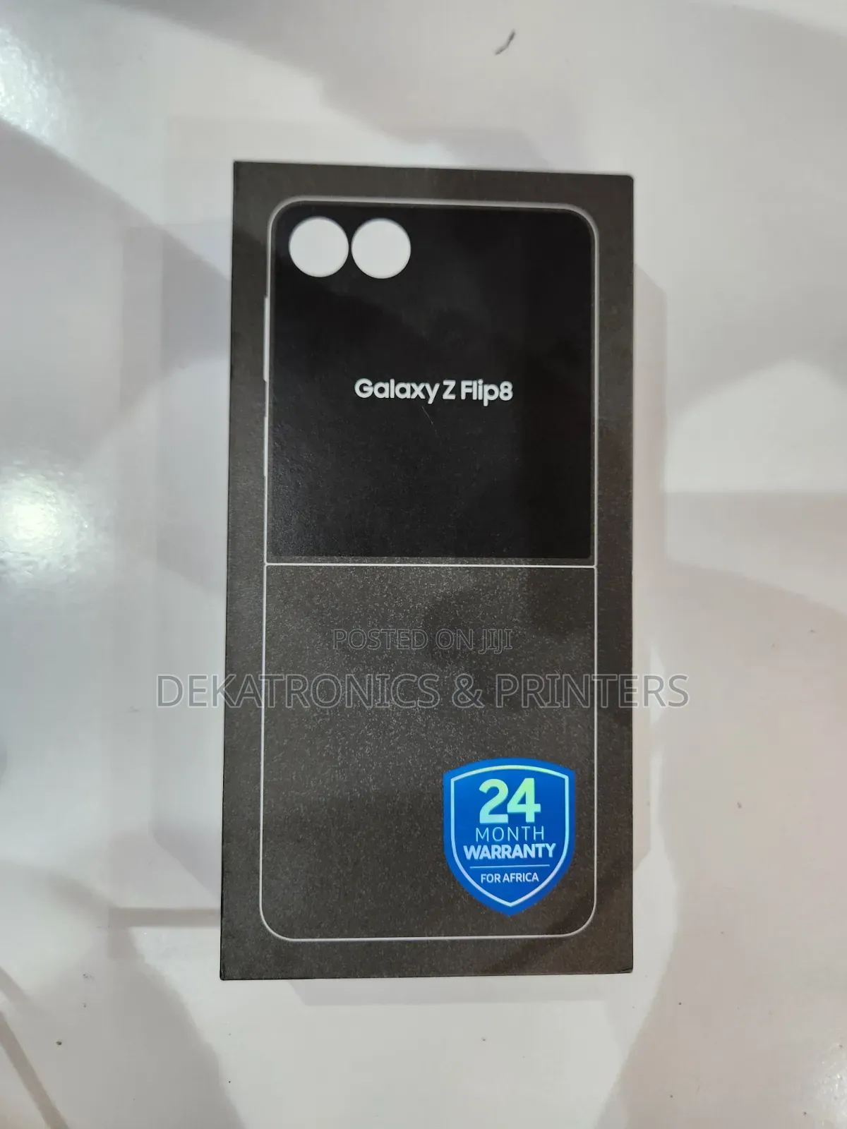 New Samsung Galaxy Z Flip8 256 GB