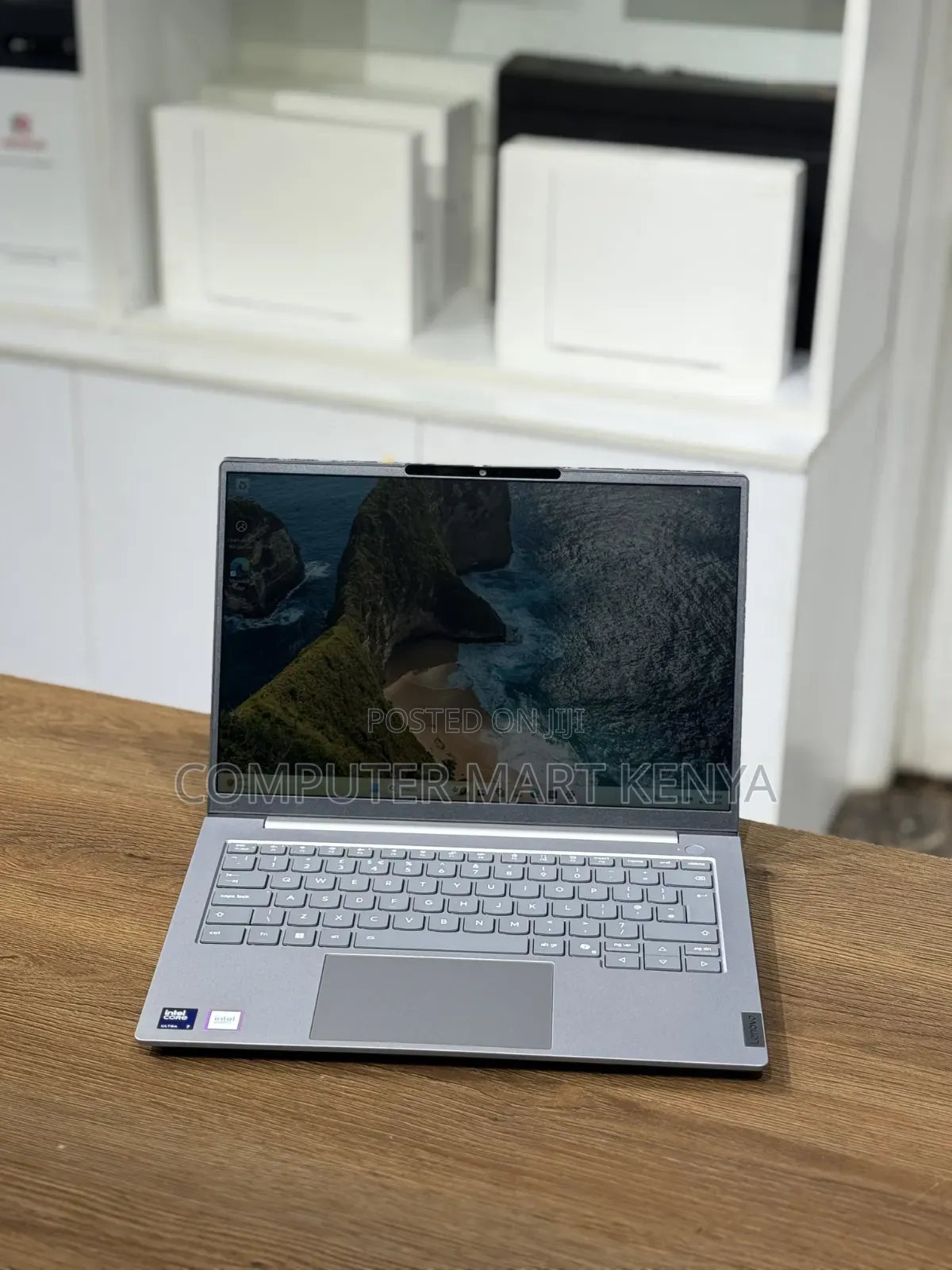 New Laptop Lenovo ThinkBook 14 G8 IAL 16GB Intel Core Ultra 7 SSD 512GB