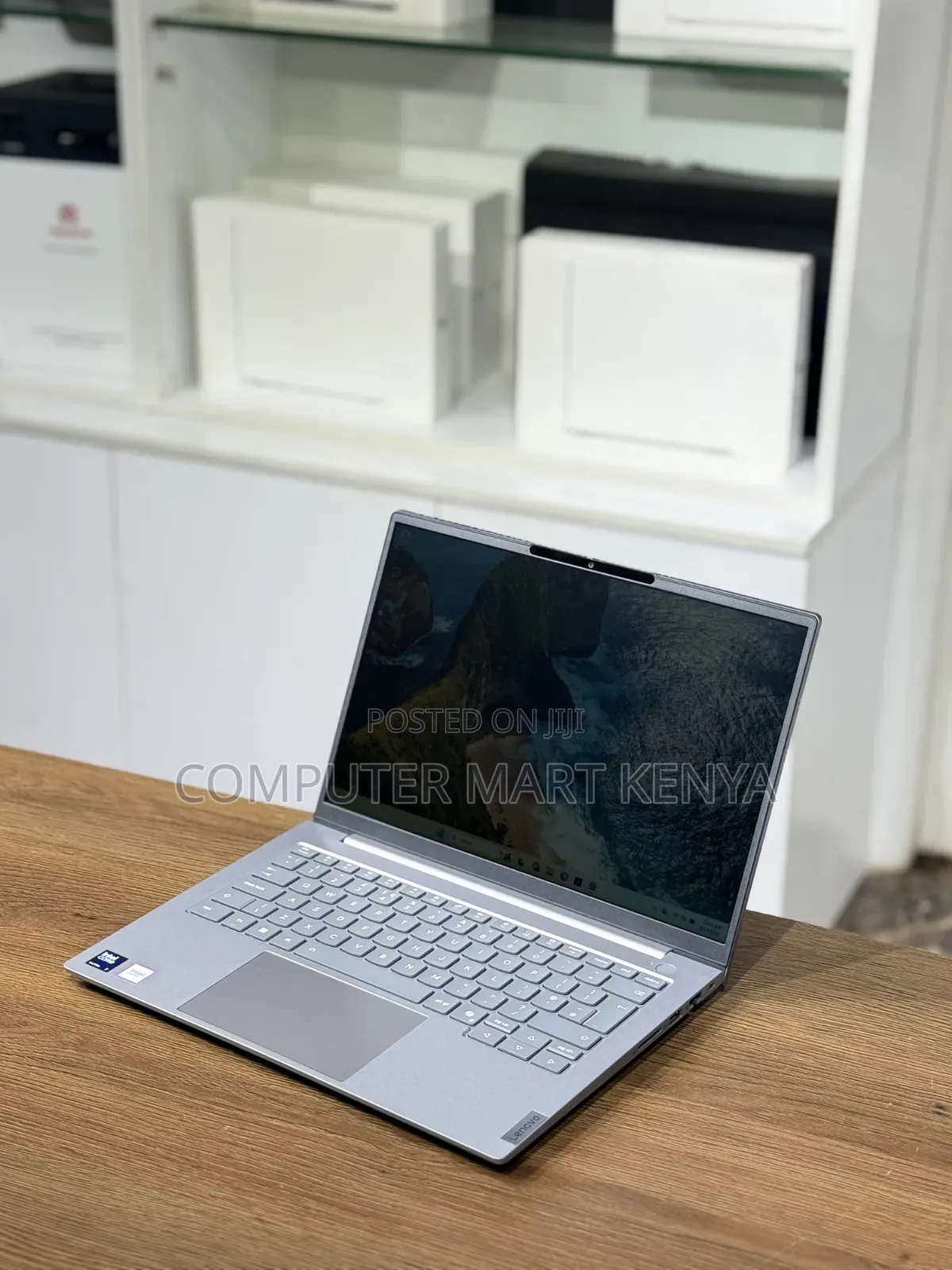 New Laptop Lenovo ThinkBook 14 G8 IAL 16GB Intel Core Ultra 7 SSD 512GB