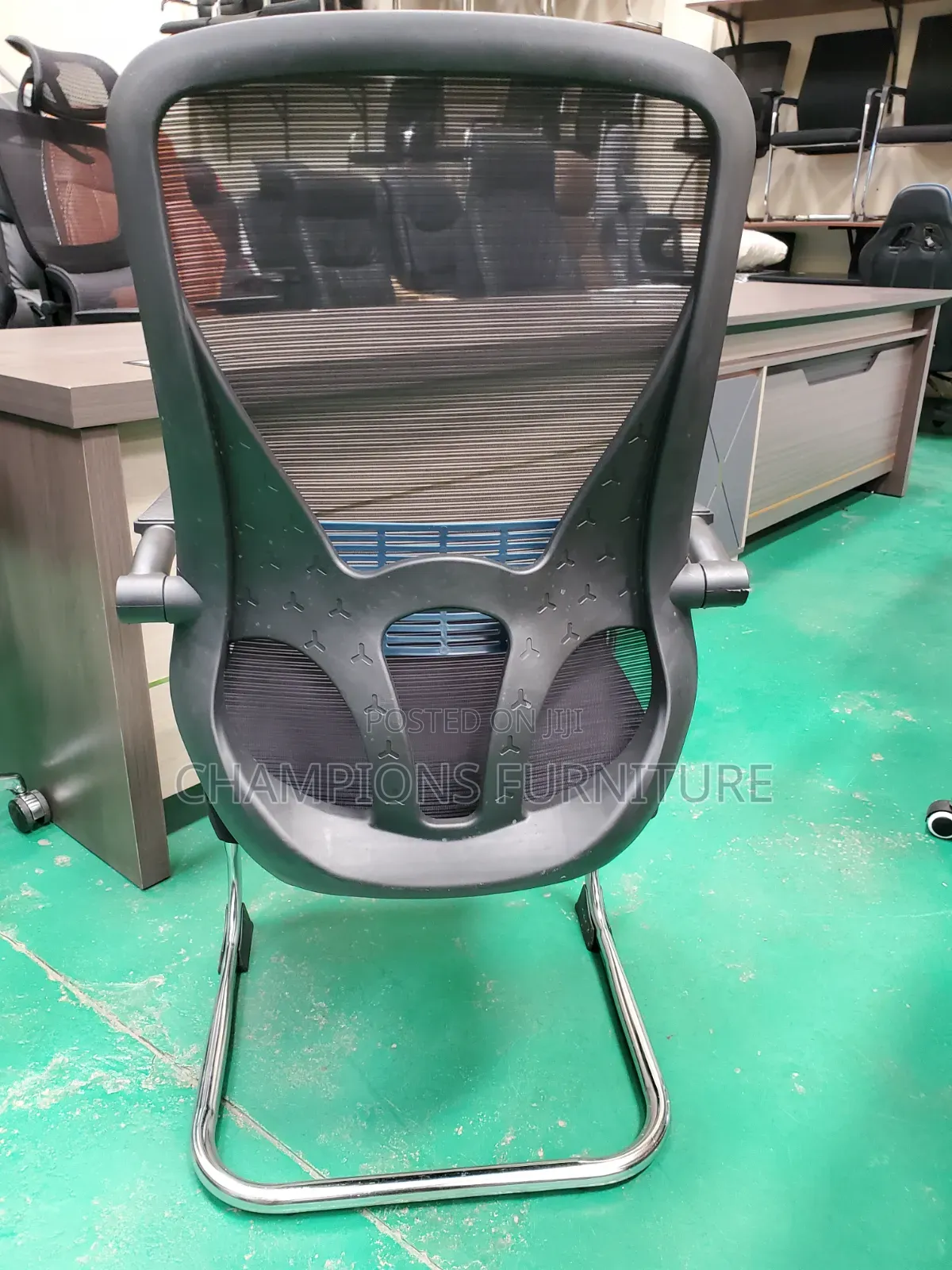 Black Visitors/Conference Office Chair With Blue
