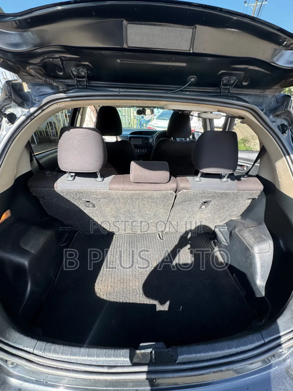 Toyota Vitz 2016 Black