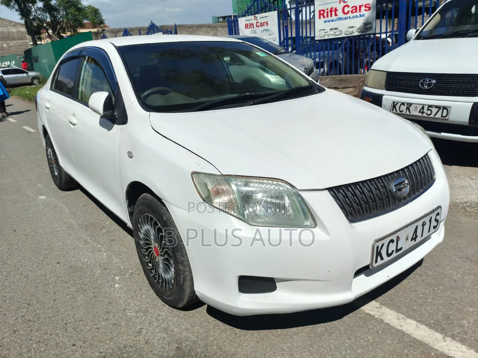 Toyota Axio 2010 White