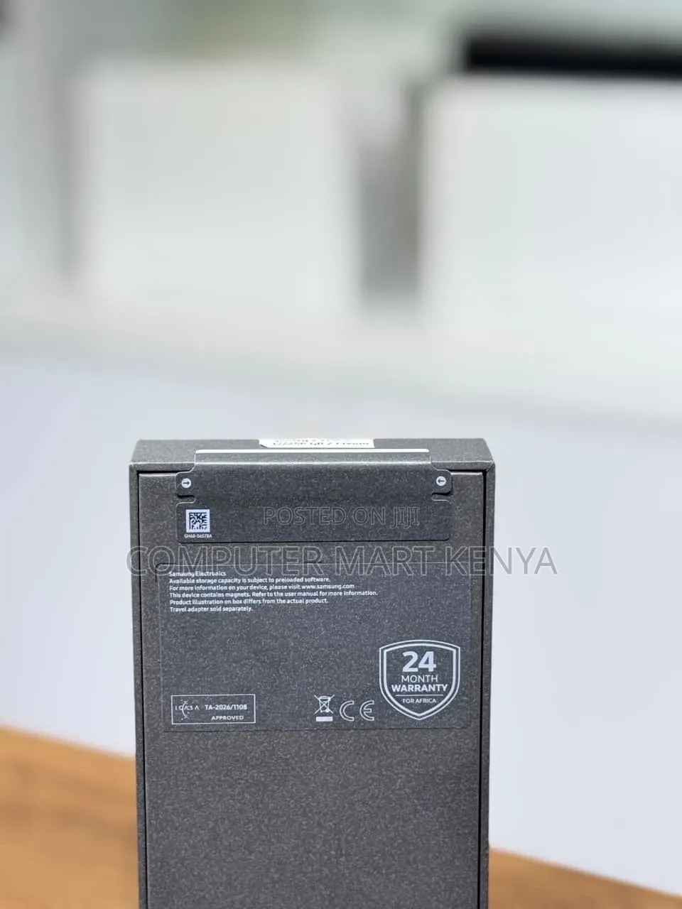New Samsung Galaxy Z Flip8 256 GB