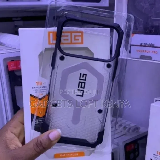 iPhone 17 ProMax UAG Translucent Cases