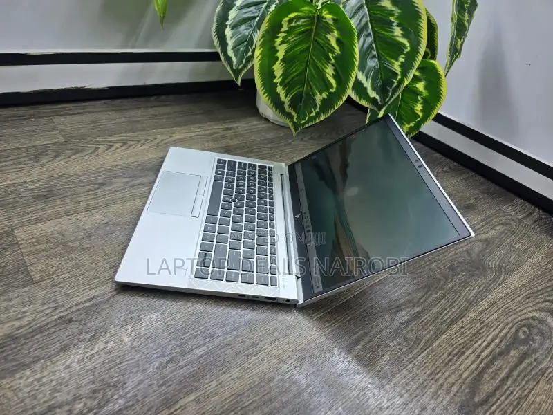 Laptop HP EliteBook 830 G7 16GB Intel Core i5 SSD 512GB