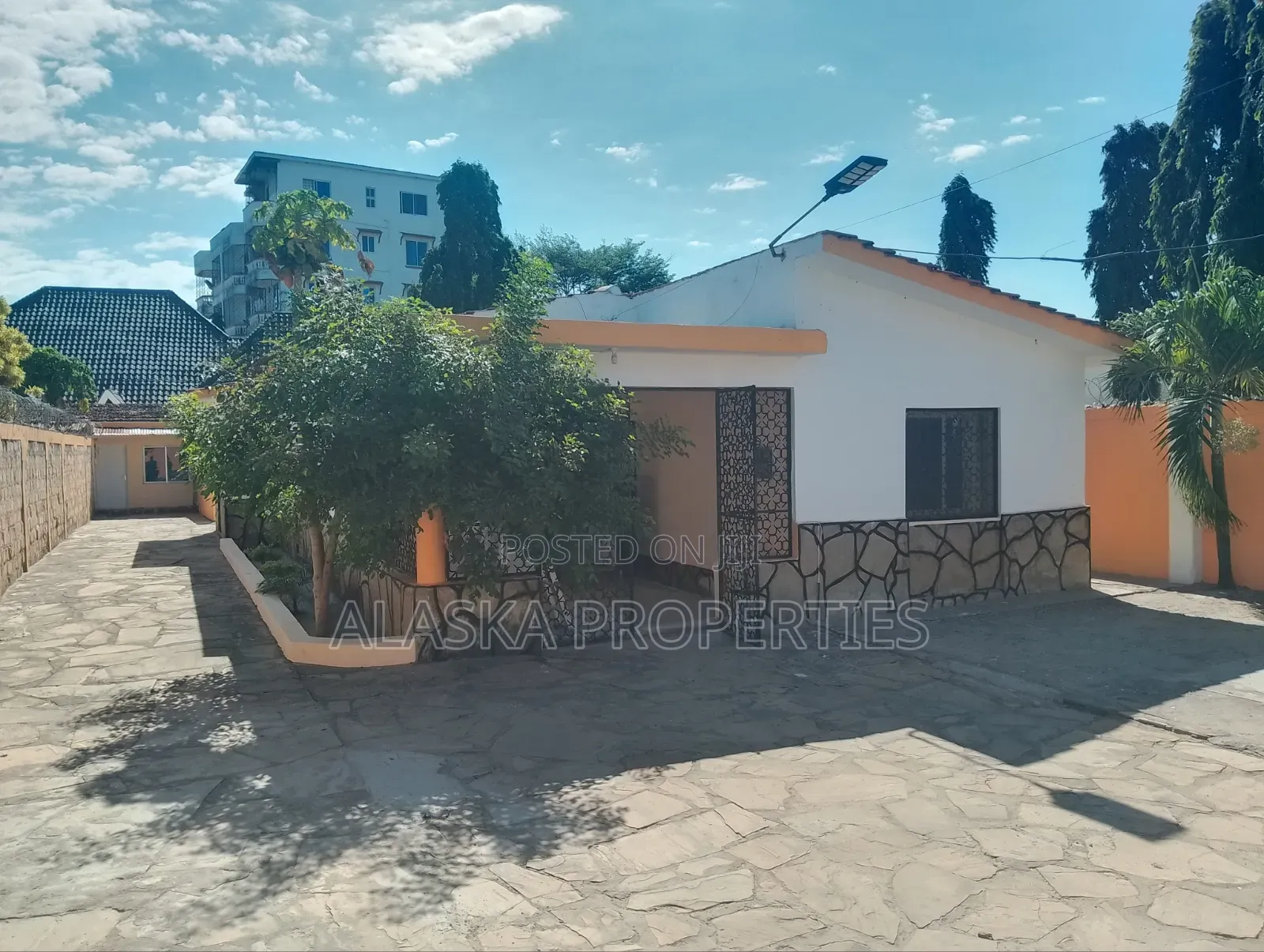 3bdrm Bungalow in Maweni, Nyali Mkomani for rent