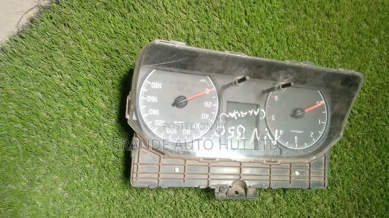 Nissan Caravan Nv350 Clock/Speedometer