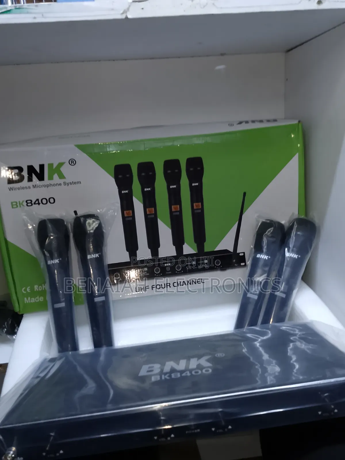 BNK Four in One Microphones Bk8400, Wireless Microphone System