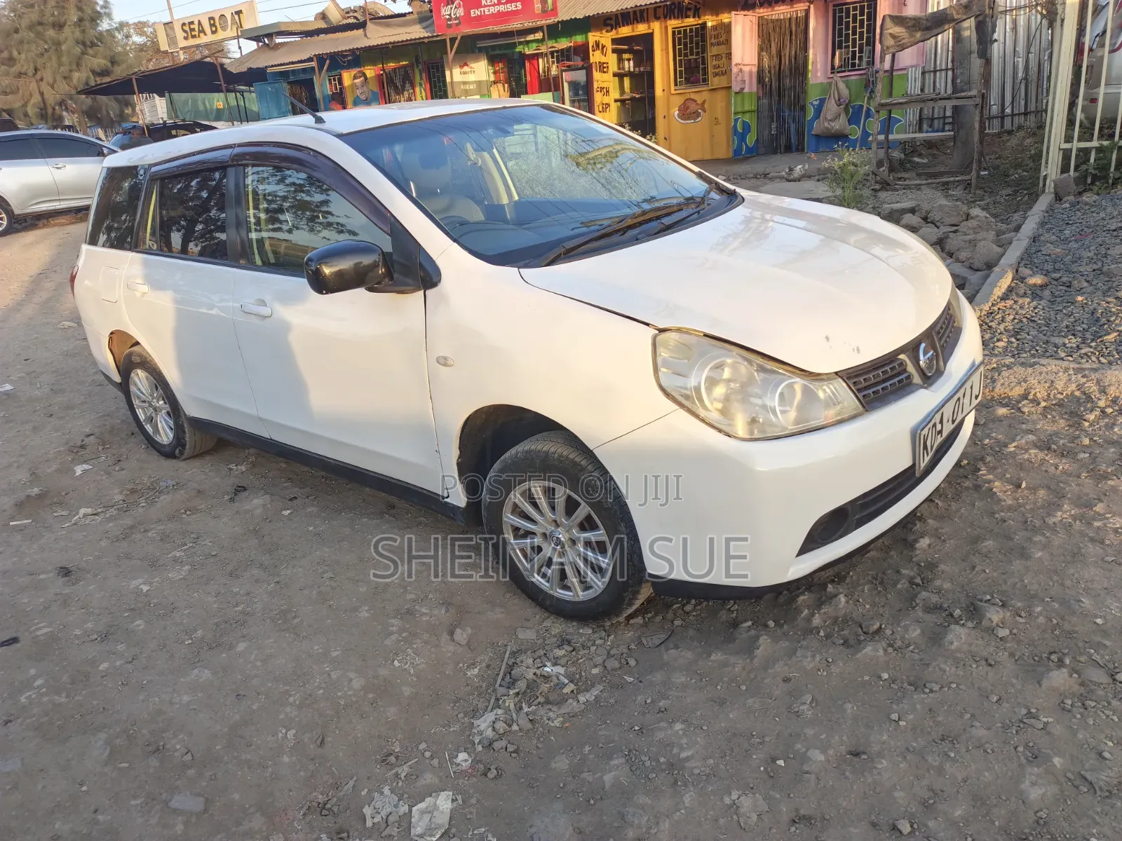 Nissan Advan 2011 White