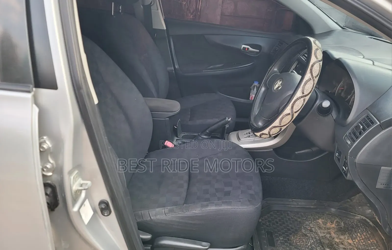 Toyota Corolla Fielder 2012 Silver