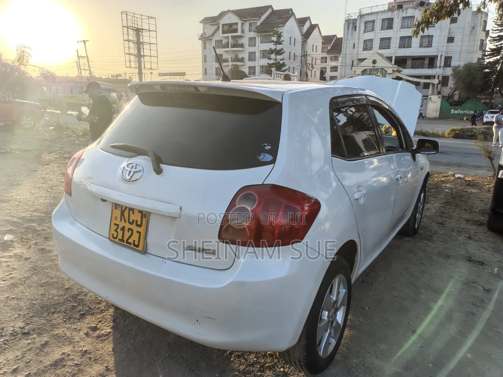 Toyota Auris 2010 White
