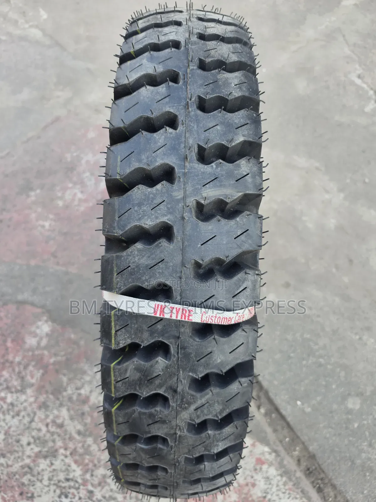 700-15 VK TIRES (Diff) India.